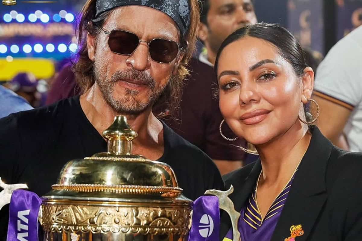 Shah Rukh Khan & Gauri Khan’s pictures from IPL 2024 final go viral ...